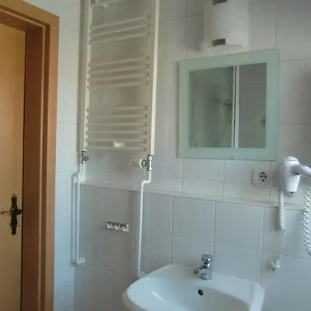 Nette Mit Garten- Grill Und Pool By Interhome Apartamento
